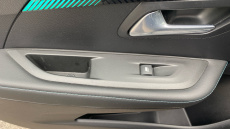 Peugeot 208 1.2 PureTech 100 Allure Premium 5dr Petrol Hatchback